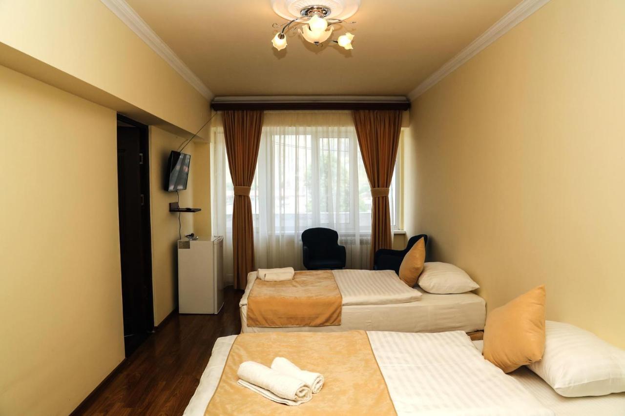Goris Hotel Exterior foto