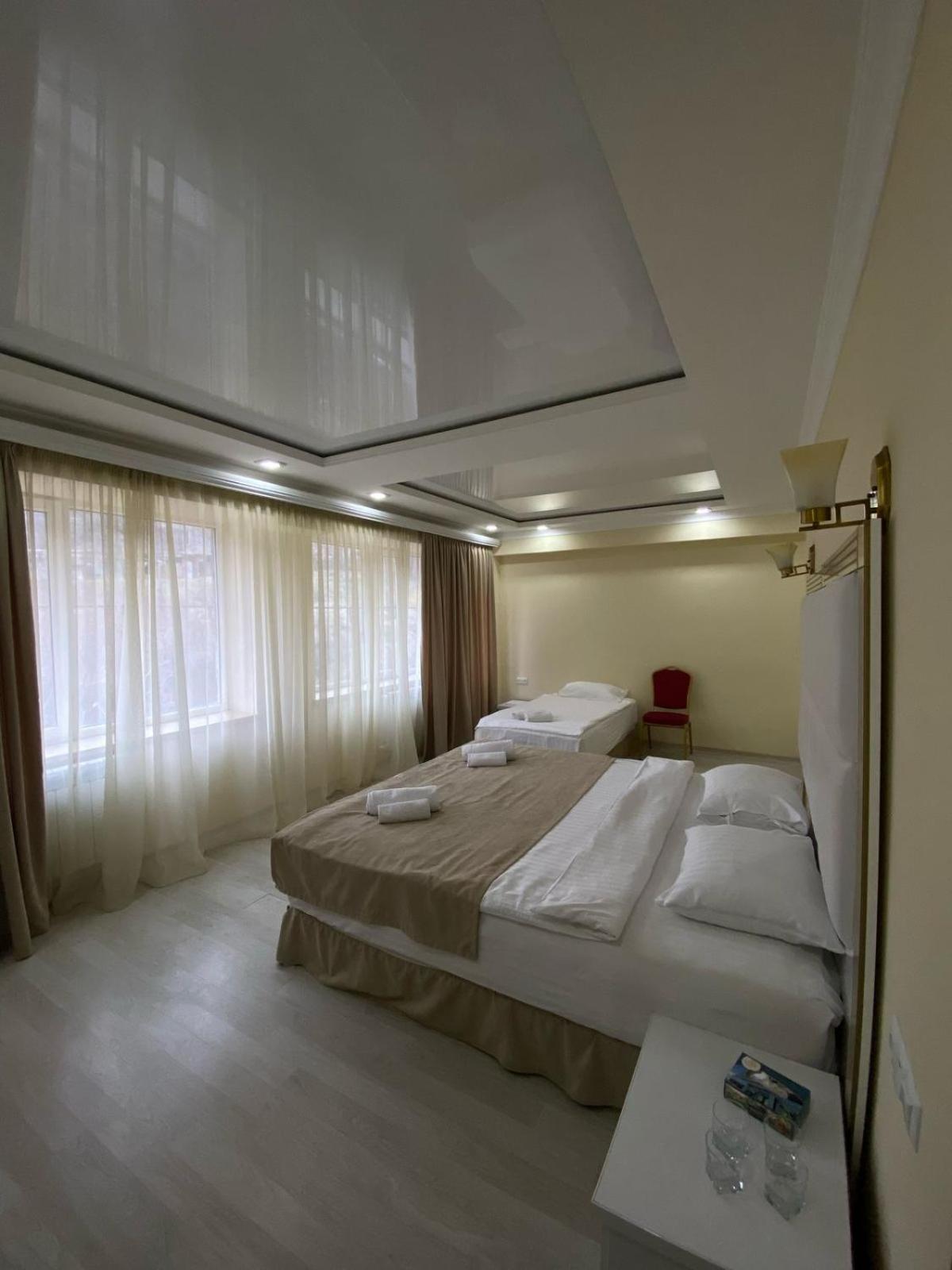 Goris Hotel Exterior foto