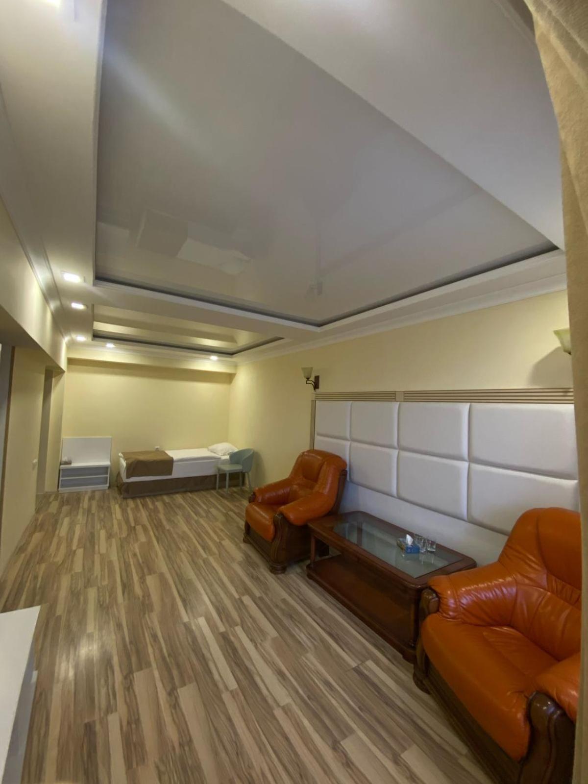 Goris Hotel Exterior foto